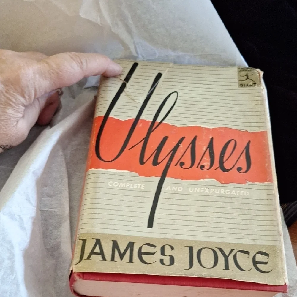 Ulysses by James Joyce - Complete and Unexpurgated Edition